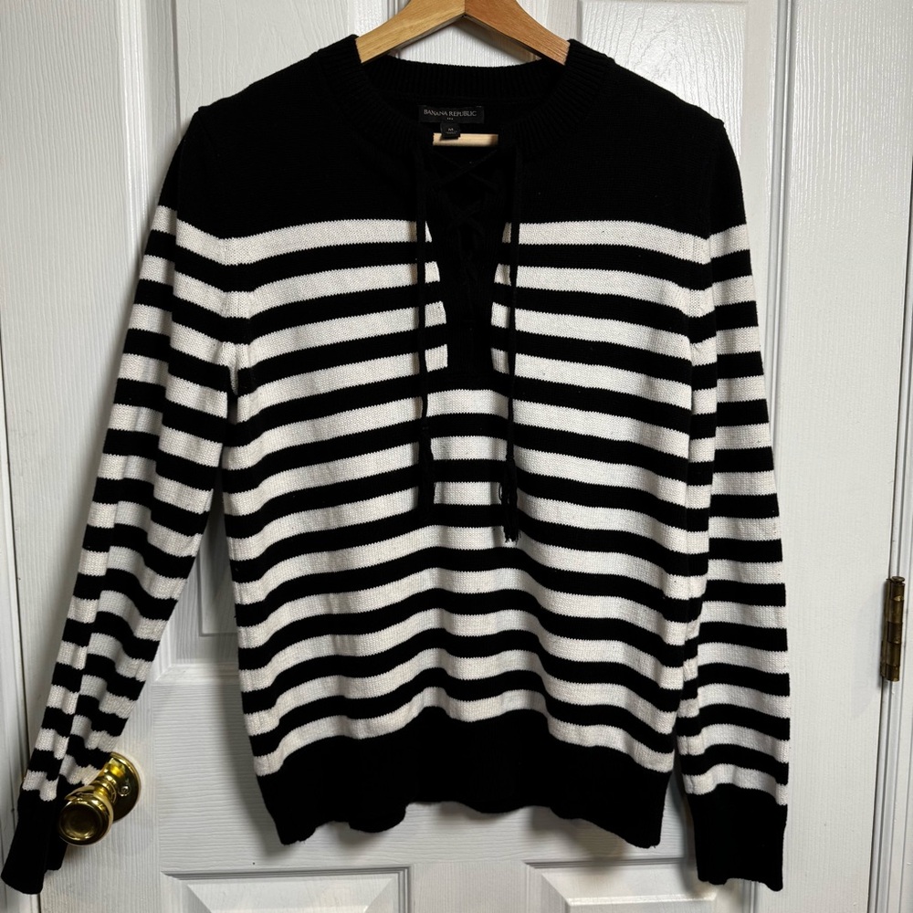 Banana Republic Black White Stripe Lace Up Cotton Sweater Size Medium Nautical